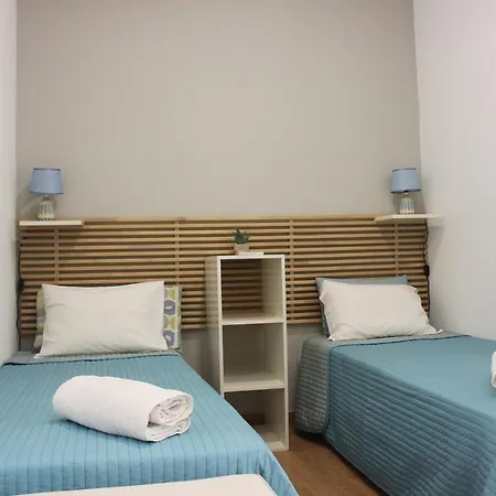 Stork Hostal *